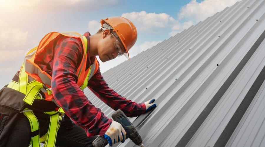 Professional Emergency Roof Repairs services in Manville, RI